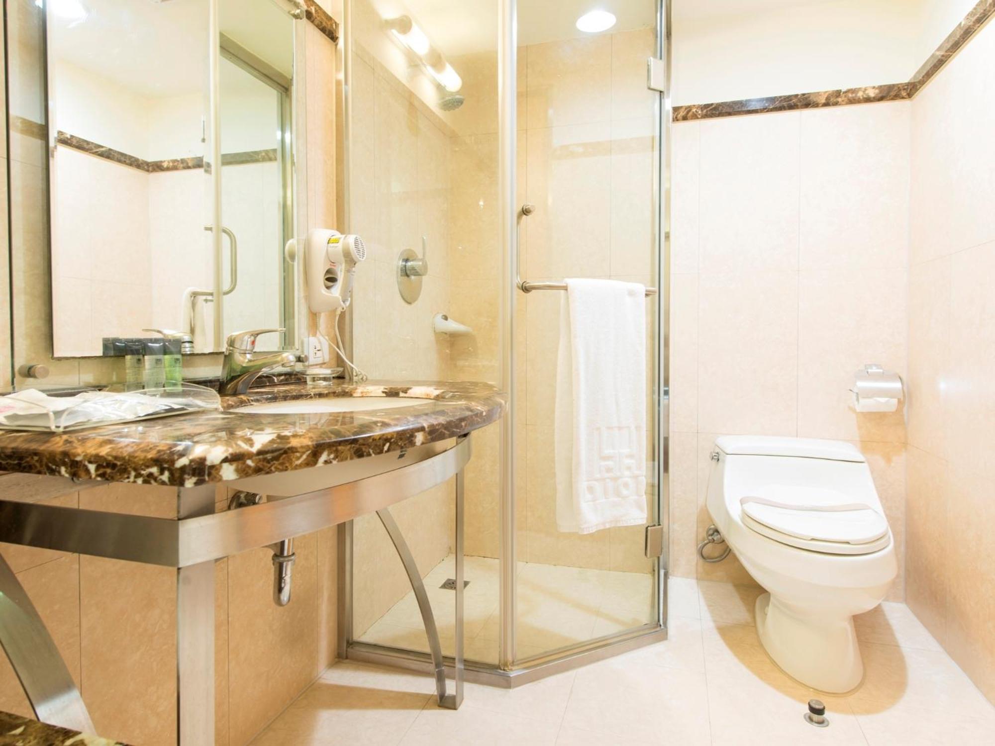 Hotel Dion Taichung Rom bilde